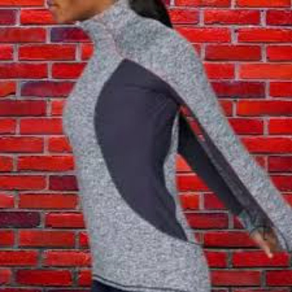 Athleta women’s Running Pullover with 1/2 zip front & mock neck- Gray and Navy - Picture 1 of 11